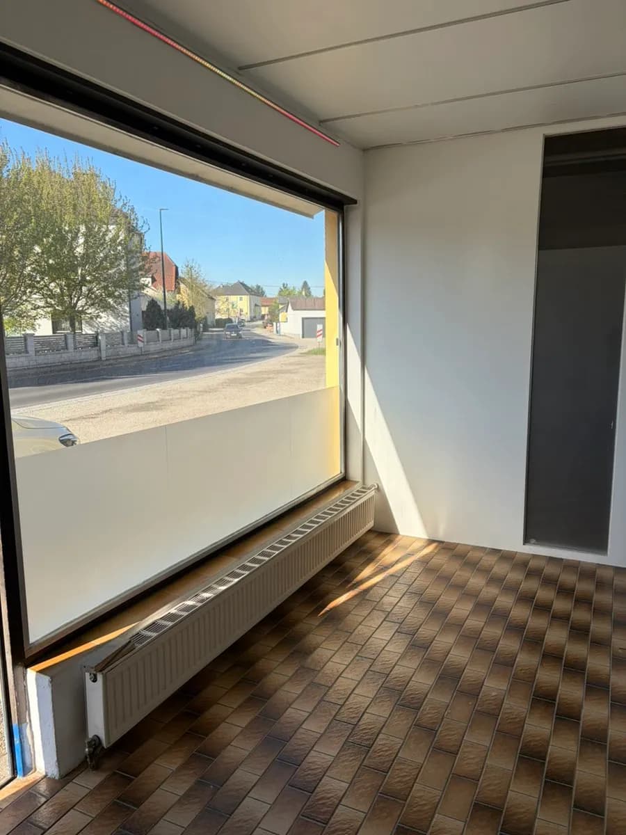 Gewerbeimmobilie mieten in Eferding – 160 m², € 1.210 – Bild 4 von 12