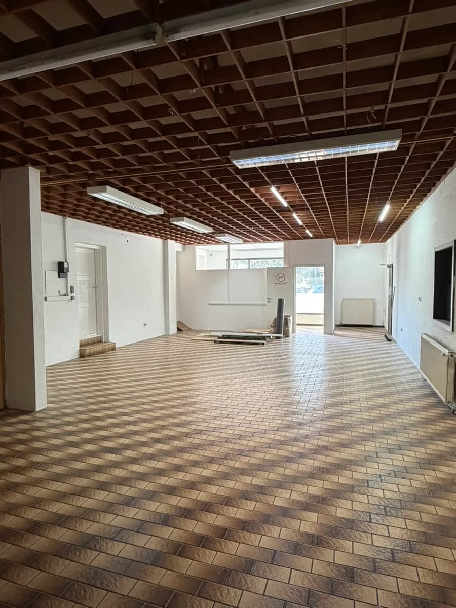 Gewerbeimmobilie mieten in Eferding – 160 m², € 1.210 – Bild 10 von 12