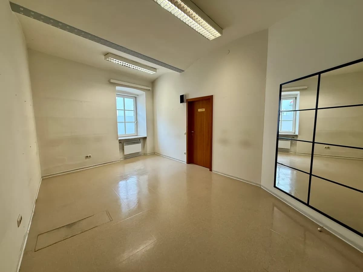 7-Zimmer-Gewerbeimmobilie mieten in Völkermarkt – 107 m², € 490 – Bild 2 von 8