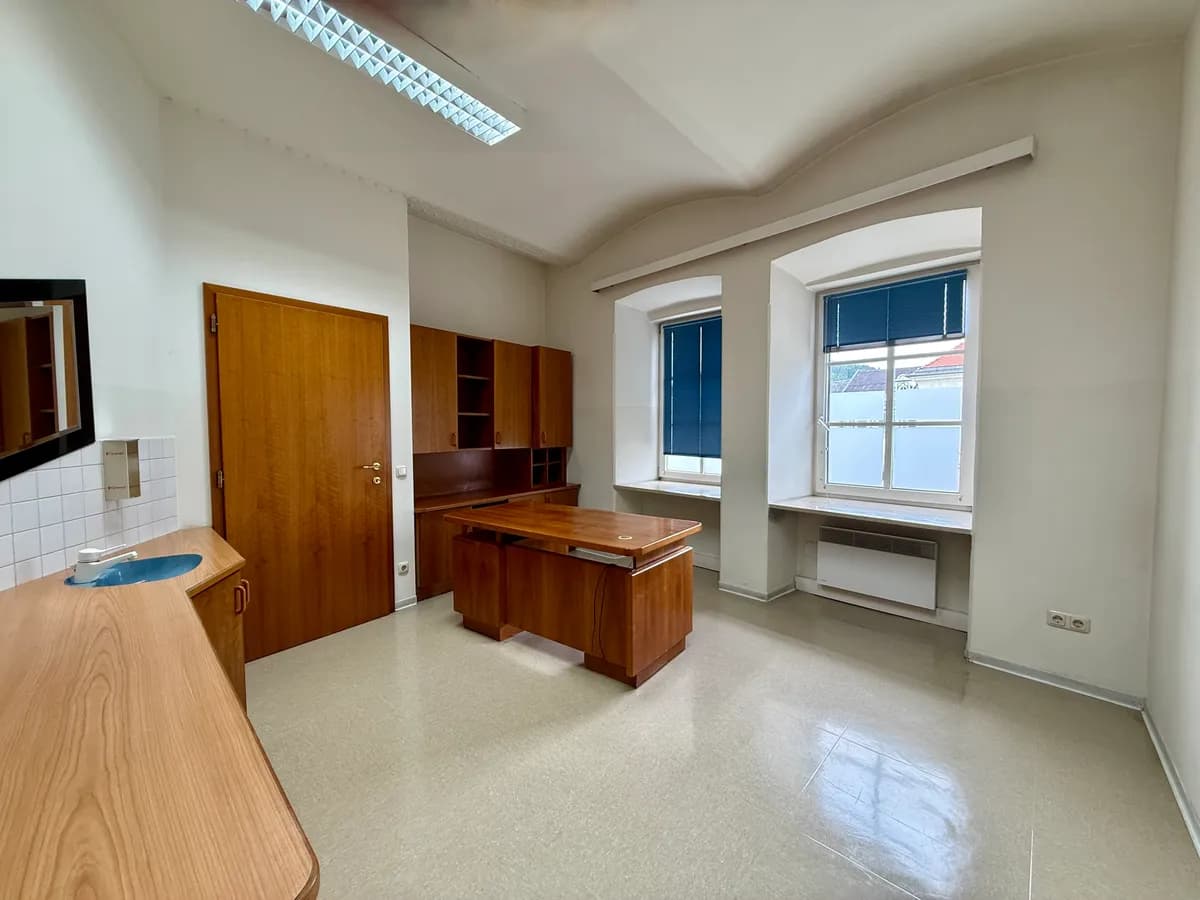 7-Zimmer-Gewerbeimmobilie mieten in Völkermarkt – 107 m², € 490 – Bild 4 von 8