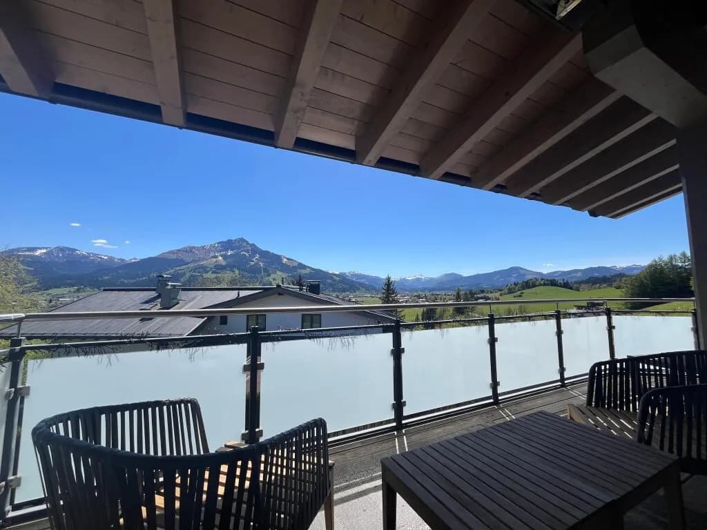 4-Zimmer-Wohnung kaufen in Kitzbühel – 115 m², € 1.250.000 – Bild 1 von 40