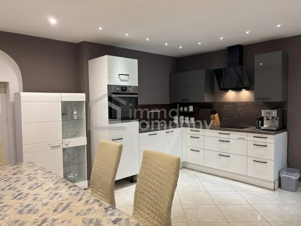 4-Zimmer-Haus kaufen in Mistelbach – 150 m², € 230.000