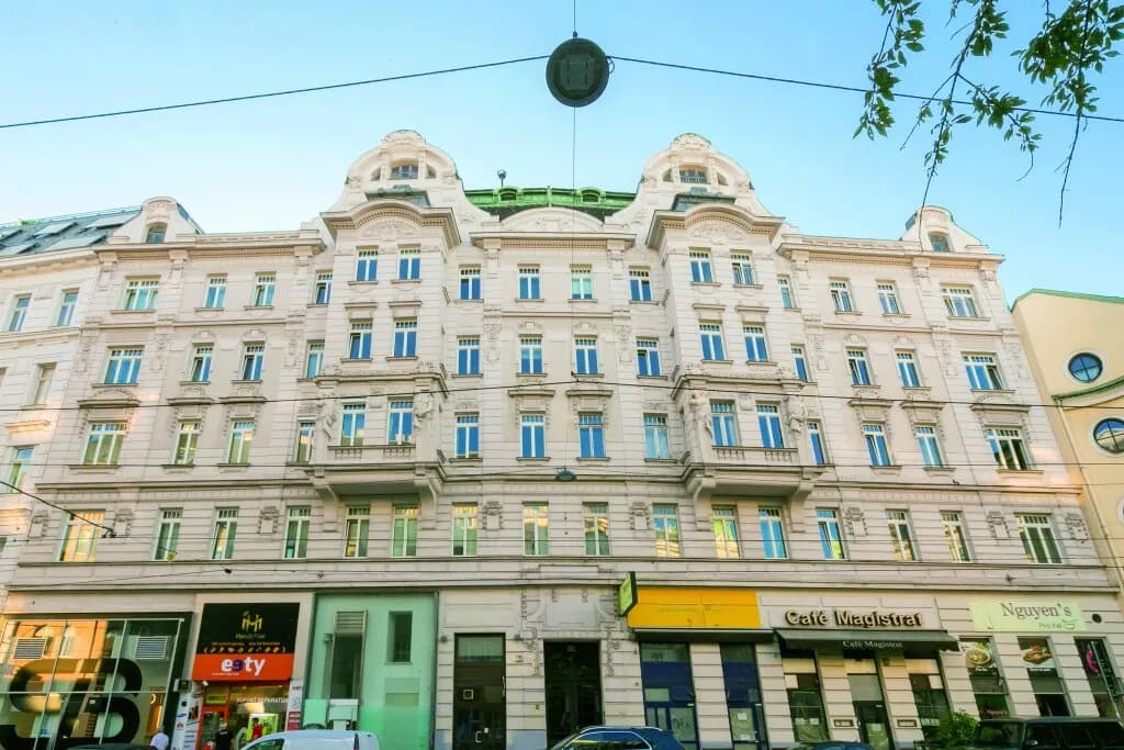 4-Zimmer-Wohnung mieten in Wien – 135,67 m², € 2.595
