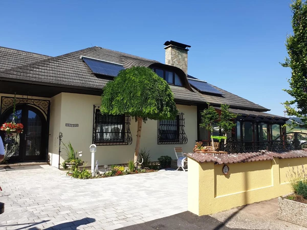 7-Zimmer-Haus kaufen in Melk – 300 m², € 450.000
