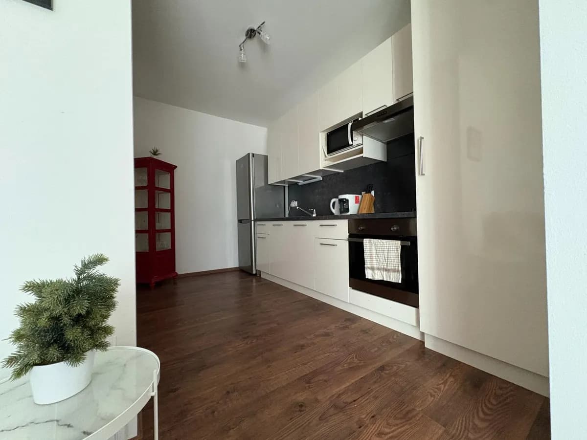 1-Zimmer-Wohnung mieten in Graz – 49 m², € 710 – Bild 2 von 7
