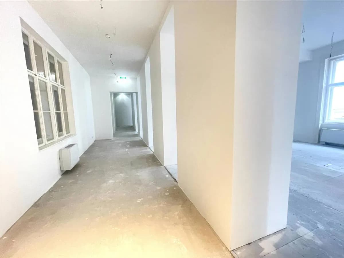 13-Zimmer-Gewerbeimmobilie mieten in Wien – 392 m², € 12.076 – Bild 9 von 19
