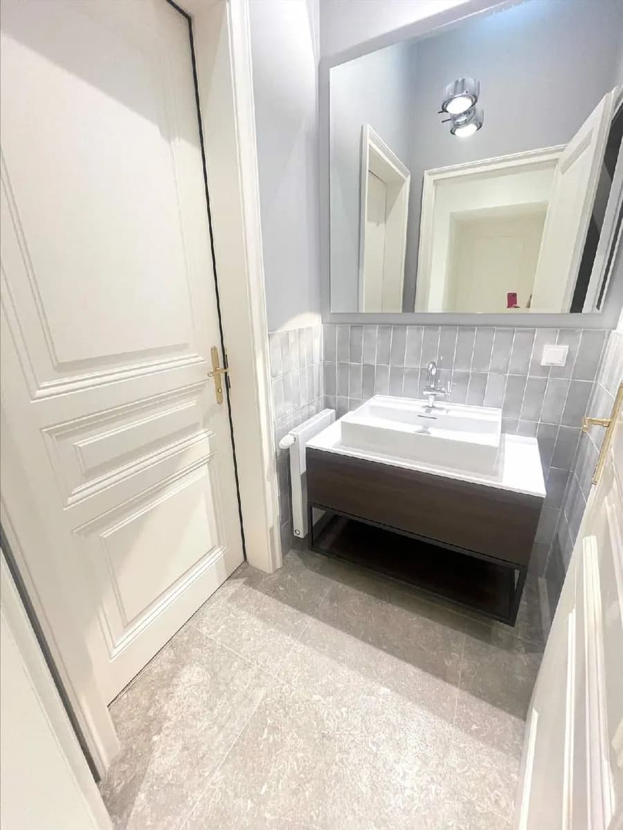 9-Zimmer-Gewerbeimmobilie mieten in Wien – 239 m², € 7.376 – Bild 11 von 14