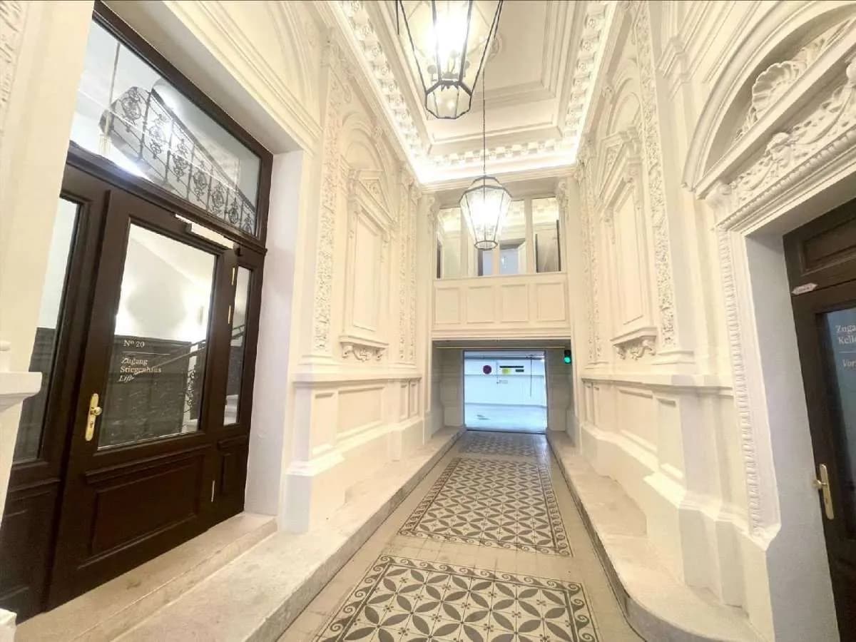 18-Zimmer-Gewerbeimmobilie mieten in Wien – 662 m², € 19.734