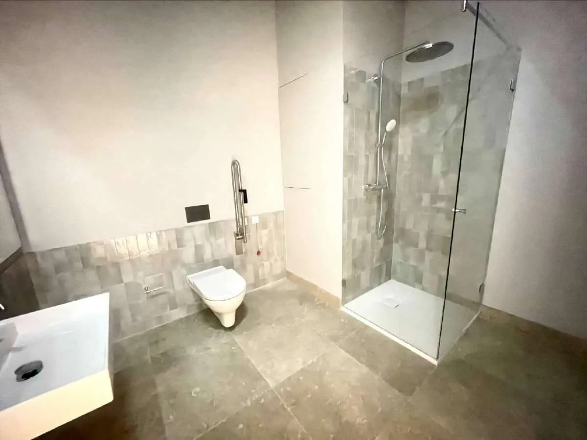 18-Zimmer-Gewerbeimmobilie mieten in Wien – 662 m², € 19.734 – Bild 14 von 23