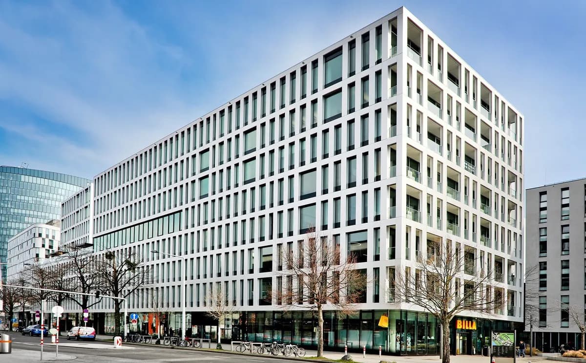 Gewerbeimmobilie mieten in Wien – 1 004 m², € 23