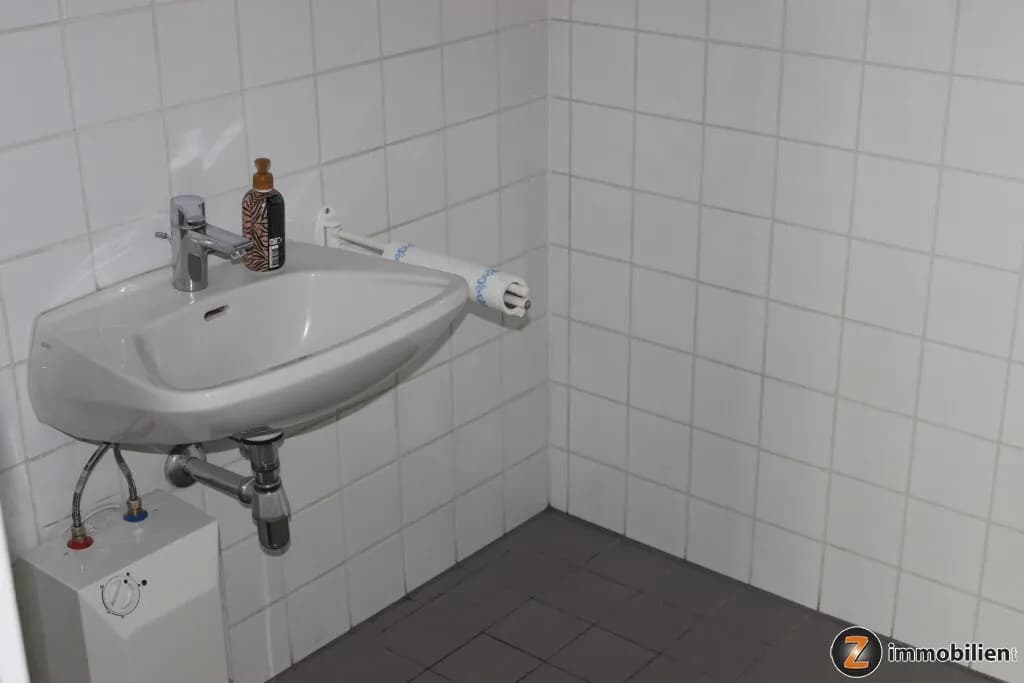 Gewerbeimmobilie mieten in Oberwart – 50 m², € 498 – Bild 4 von 6