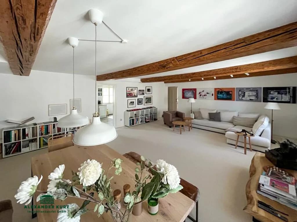 4-Zimmer-Wohnung mieten in Salzburg Stadt – 156 m², € 2.770 – Bild 2 von 6