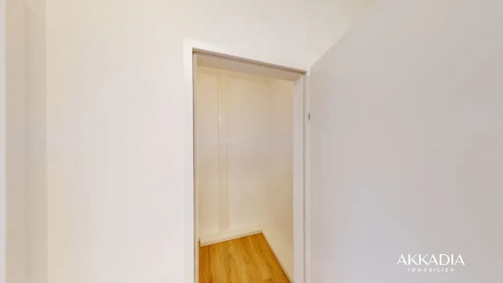 8-Zimmer-Gewerbeimmobilie mieten in Wien – 215 m², € 4.417 – Bild 12 von 23
