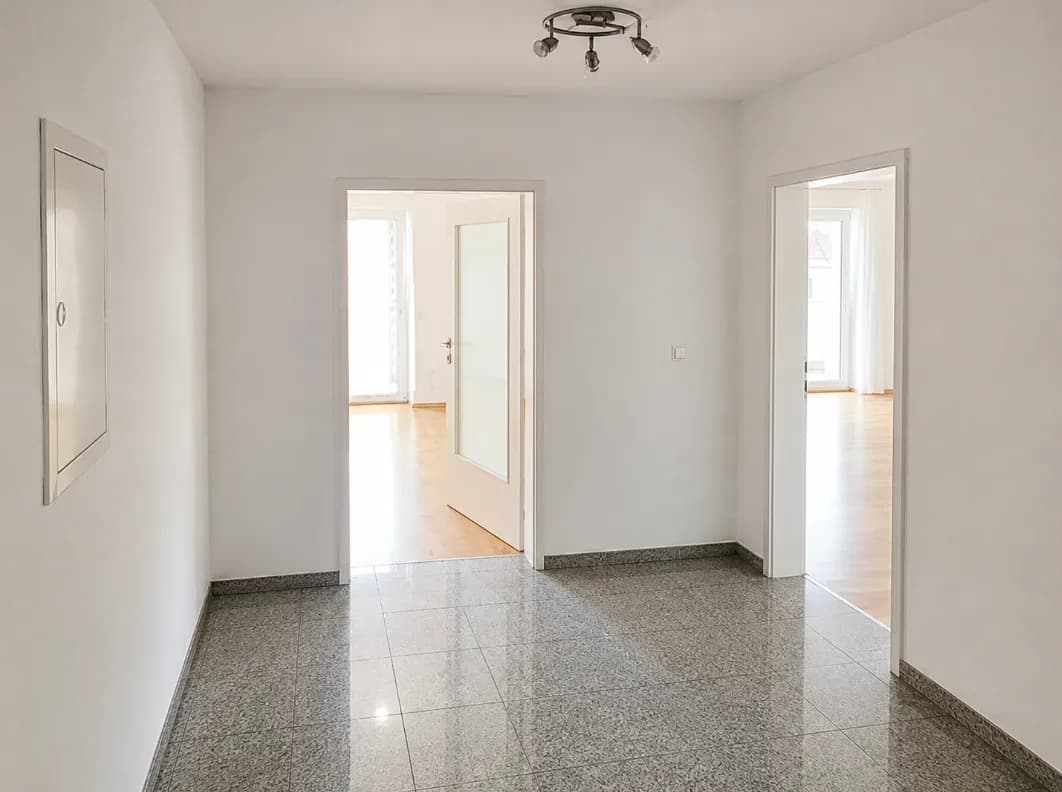 2-Zimmer-Wohnung mieten in Graz – 76 m², € 890 – Bild 1 von 13