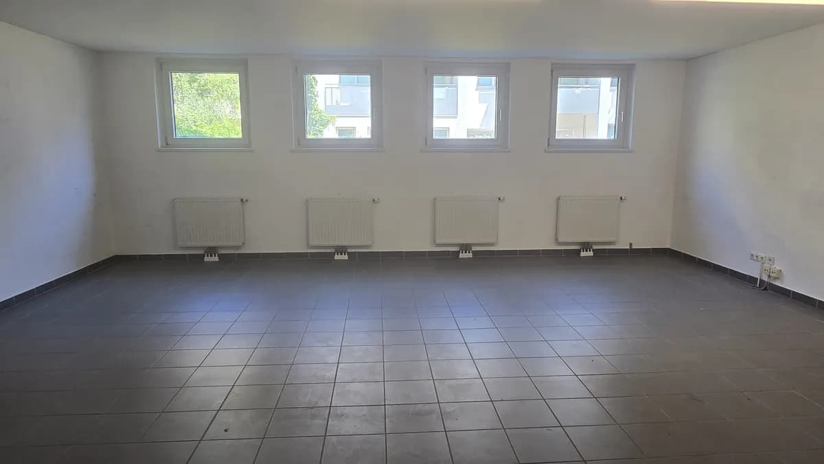 1-Zimmer-Gewerbeimmobilie mieten in Wien – 80 m², € 1.621