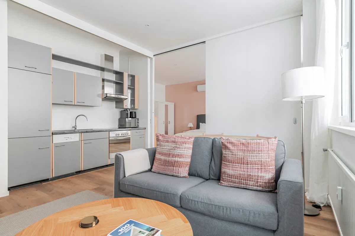 4-Zimmer-Wohnung mieten in Wien – 95 m², € 3.275 – Bild 2 von 22