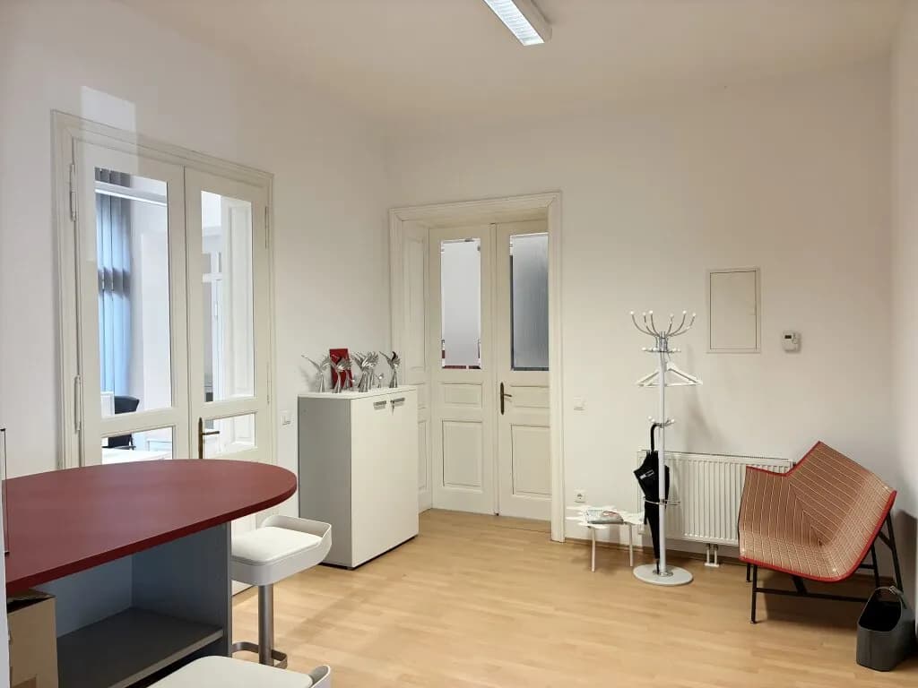 6-Zimmer-Gewerbeimmobilie mieten in Klagenfurt – 154 m², € 1.858 – Bild 4 von 11