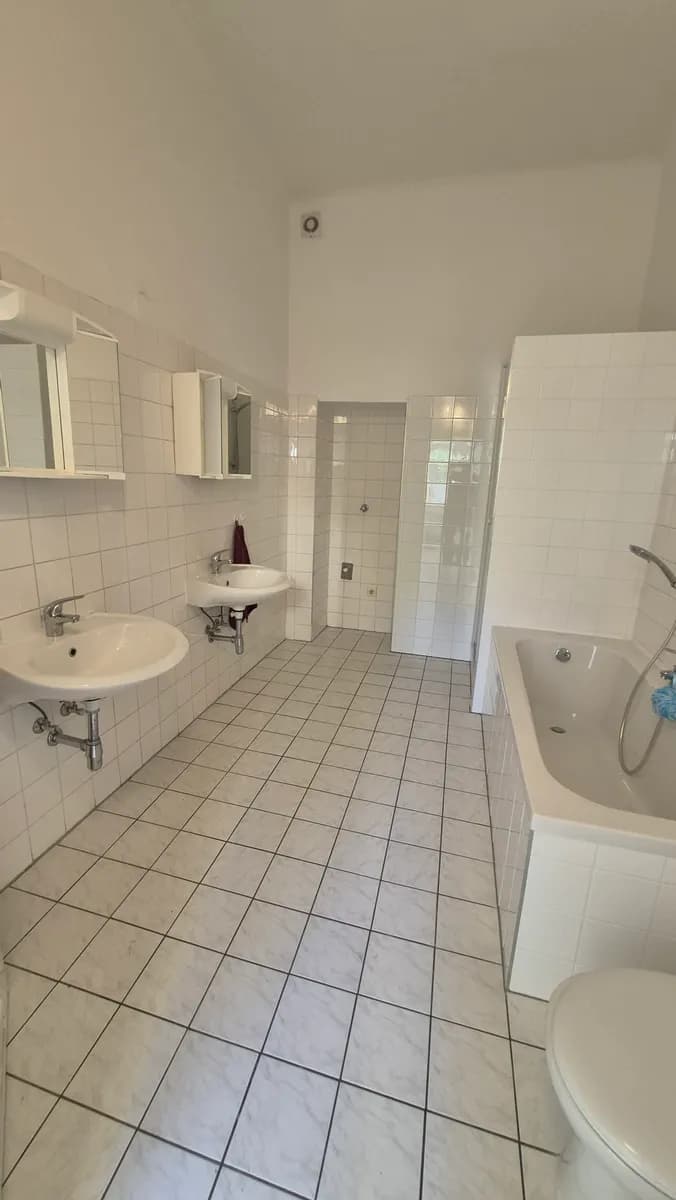 3-Zimmer-Wohnung mieten in Wien – 100 m², € 836 – Bild 3 von 8
