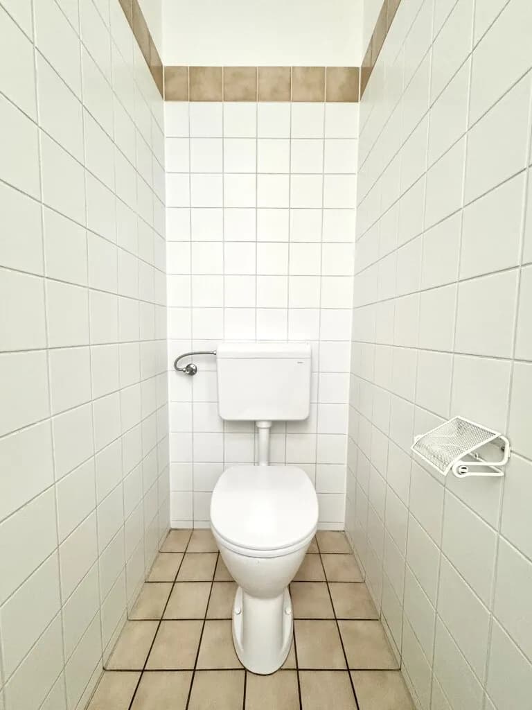 6-Zimmer-Gewerbeimmobilie mieten in Wien – 155 m², € 3.219 – Bild 8 von 13