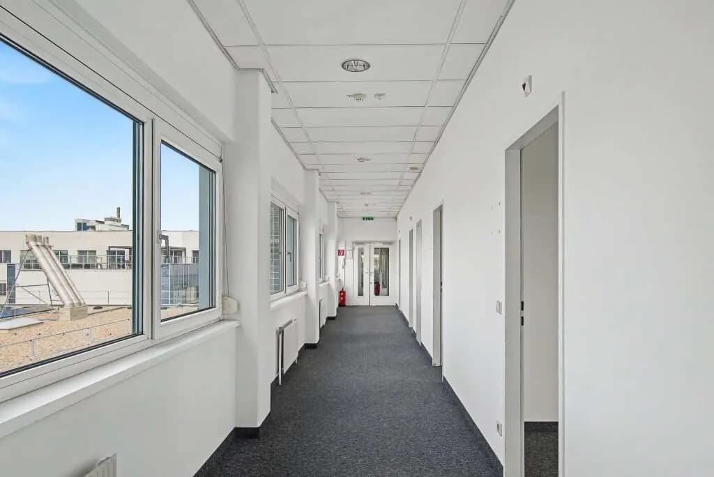 Gewerbeimmobilie mieten in Wien – 900 m², € 10 – Bild 14 von 17