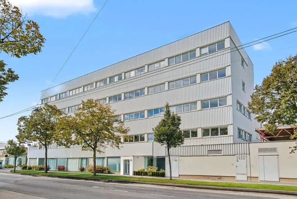 Gewerbeimmobilie mieten in Wien – 450 m², € 10 – Bild 2 von 17