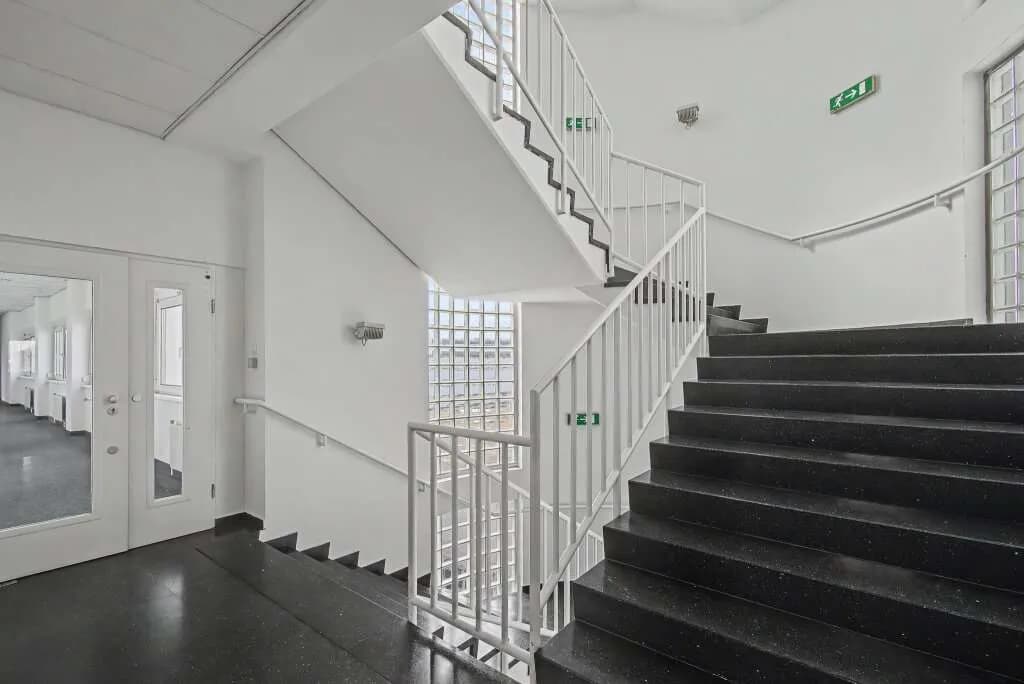 Gewerbeimmobilie mieten in Wien – 450 m², € 10 – Bild 16 von 17