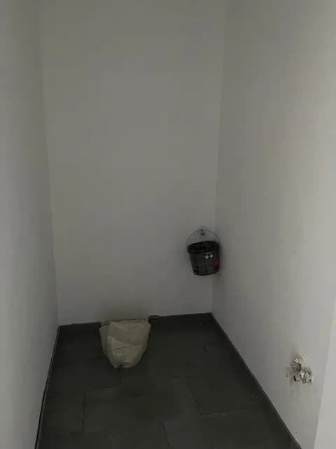 2-Zimmer-Gewerbeimmobilie kaufen in Neunkirchen – 29 m², € 32.000 – Bild 5 von 16