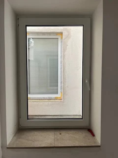2-Zimmer-Gewerbeimmobilie kaufen in Neunkirchen – 29 m², € 32.000 – Bild 9 von 16