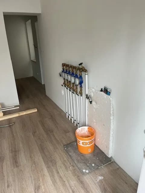 2-Zimmer-Gewerbeimmobilie kaufen in Neunkirchen – 29 m², € 32.000 – Bild 11 von 16