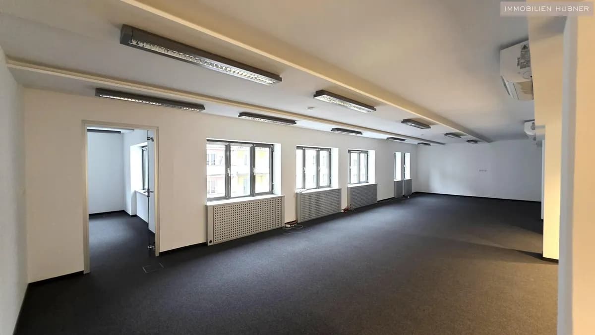 Gewerbeimmobilie mieten in Wien – 561 m², € 9.723
