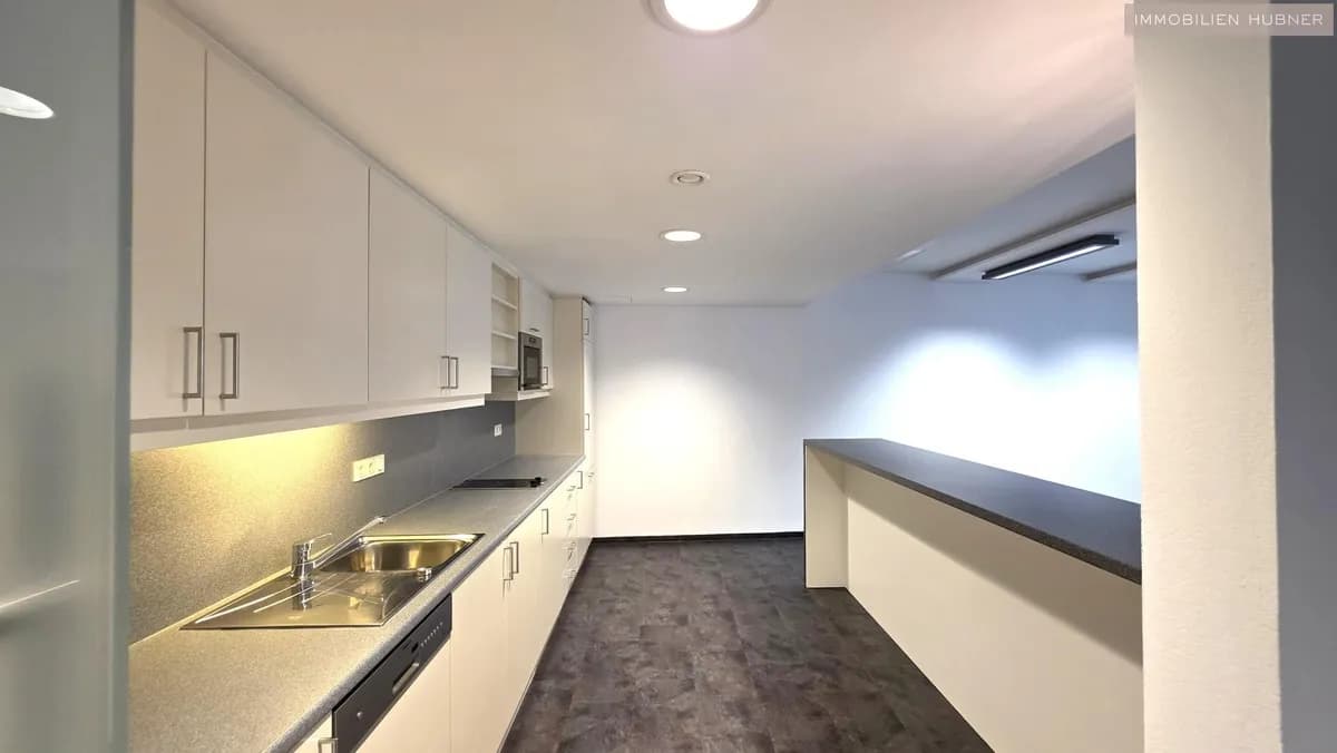 Gewerbeimmobilie mieten in Wien – 561 m², € 9.723 – Bild 3 von 11