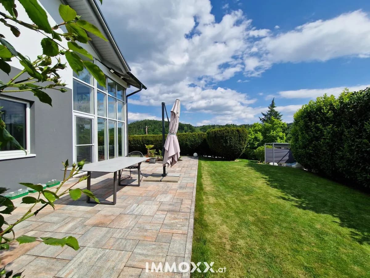 6-Zimmer-Haus kaufen in Graz-Umgebung – 273 m², € 990.000