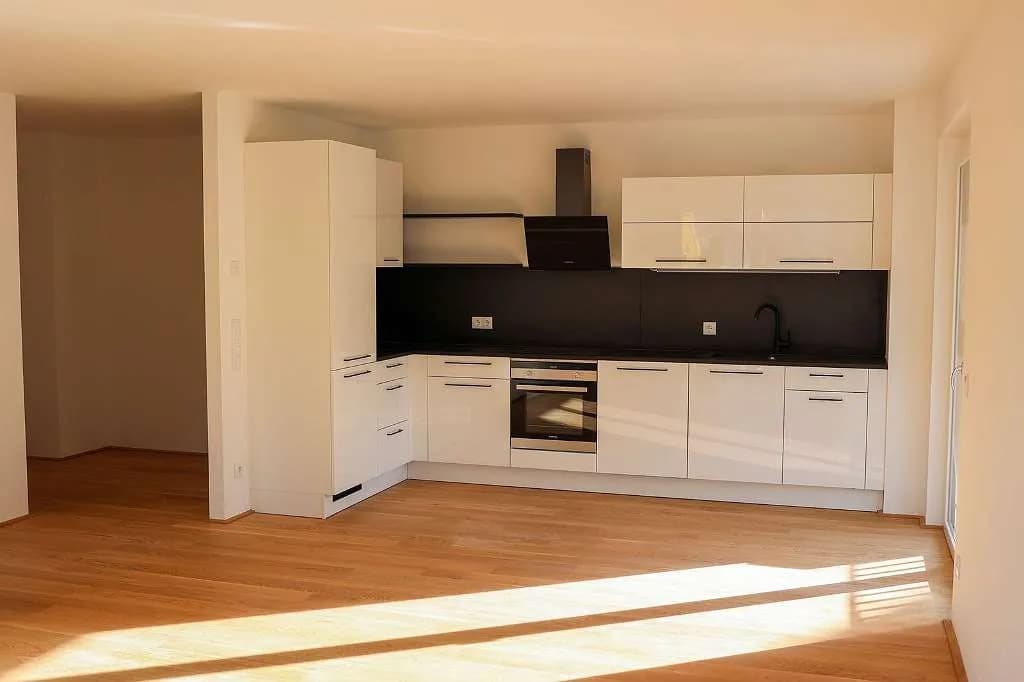 3-Zimmer-Wohnung mieten in Baden – 71 m², € 1.489 – Bild 2 von 4