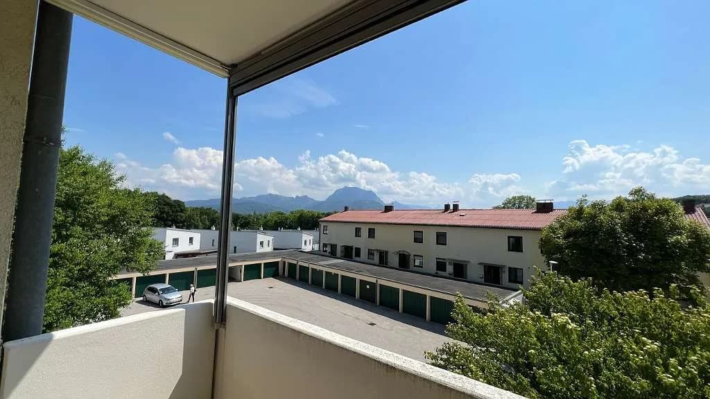 3-Zimmer-Wohnung mieten in Gmunden – 98 m², € 1.220 – Bild 1 von 9