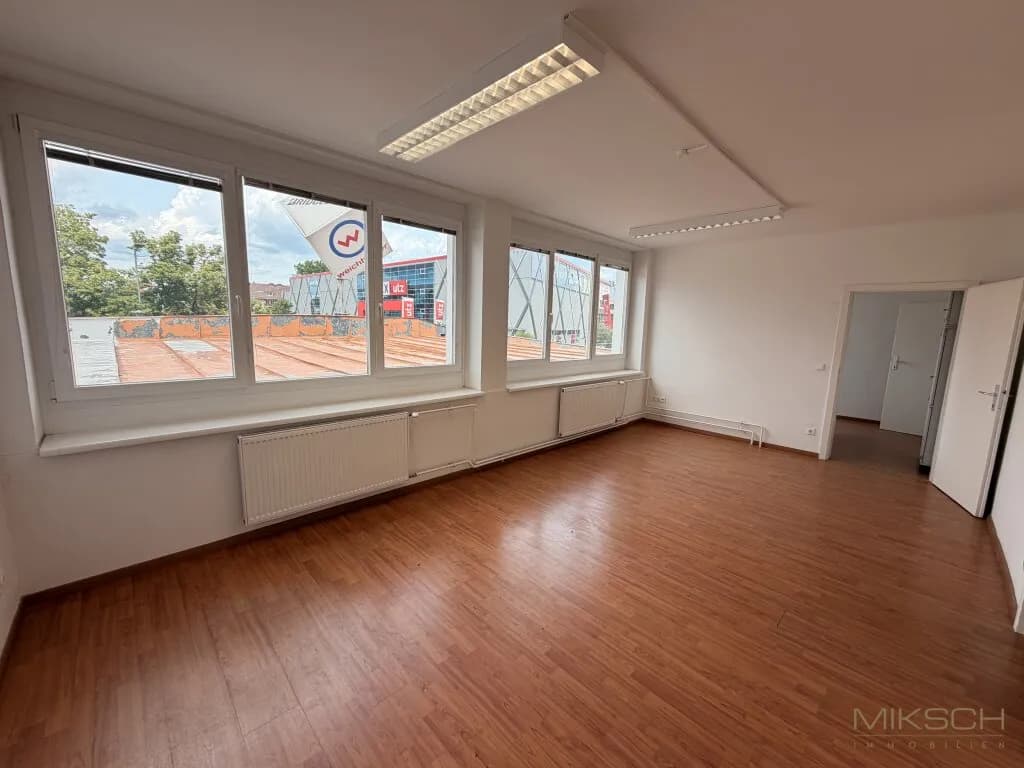 Gewerbeimmobilie mieten in Sankt Pölten – 581 m², € 3.019 – Bild 8 von 19