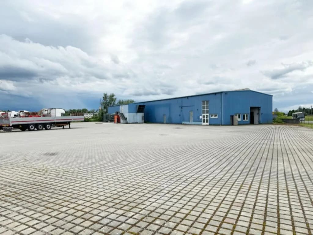 Gewerbeimmobilie mieten in Linz Land – 4 000 m² – Bild 3 von 4