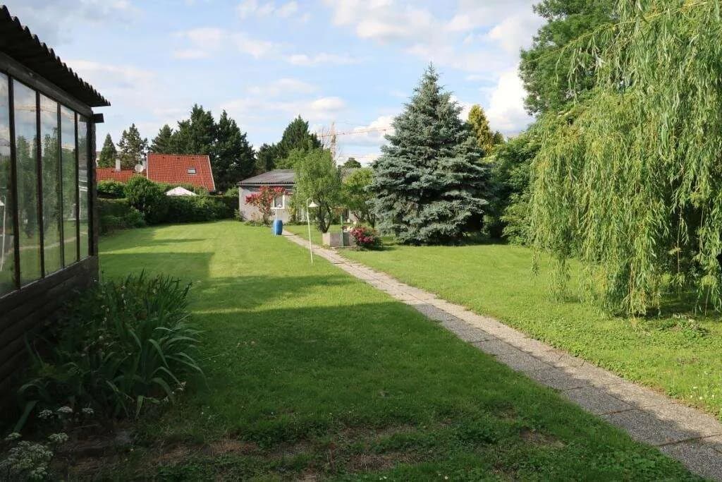 Grundstück kaufen in Wiener Neustadt – 1 004 m², € 490.000
