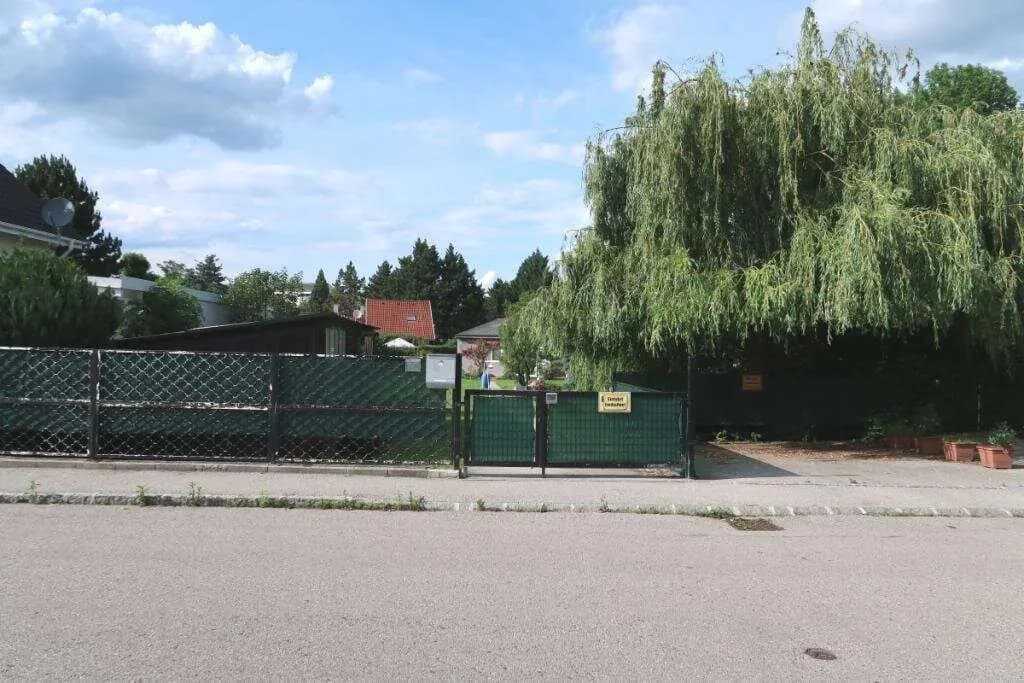 Grundstück kaufen in Wiener Neustadt – 1 004 m², € 490.000 – Bild 2 von 5