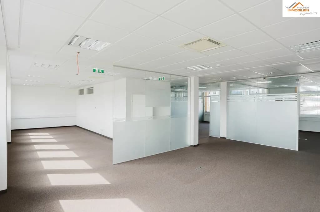 4-Zimmer-Gewerbeimmobilie mieten in Neunkirchen – 185 m², € 3.671 – Bild 5 von 14