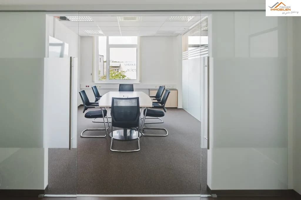 4-Zimmer-Gewerbeimmobilie mieten in Neunkirchen – 185 m², € 3.671 – Bild 8 von 14