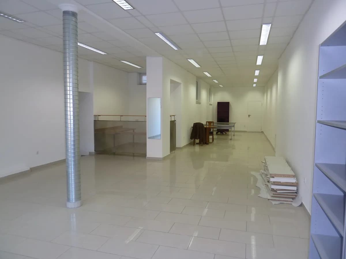 1-Zimmer-Gewerbeimmobilie mieten in Graz-Umgebung – 94 m², € 690 – Bild 4 von 9
