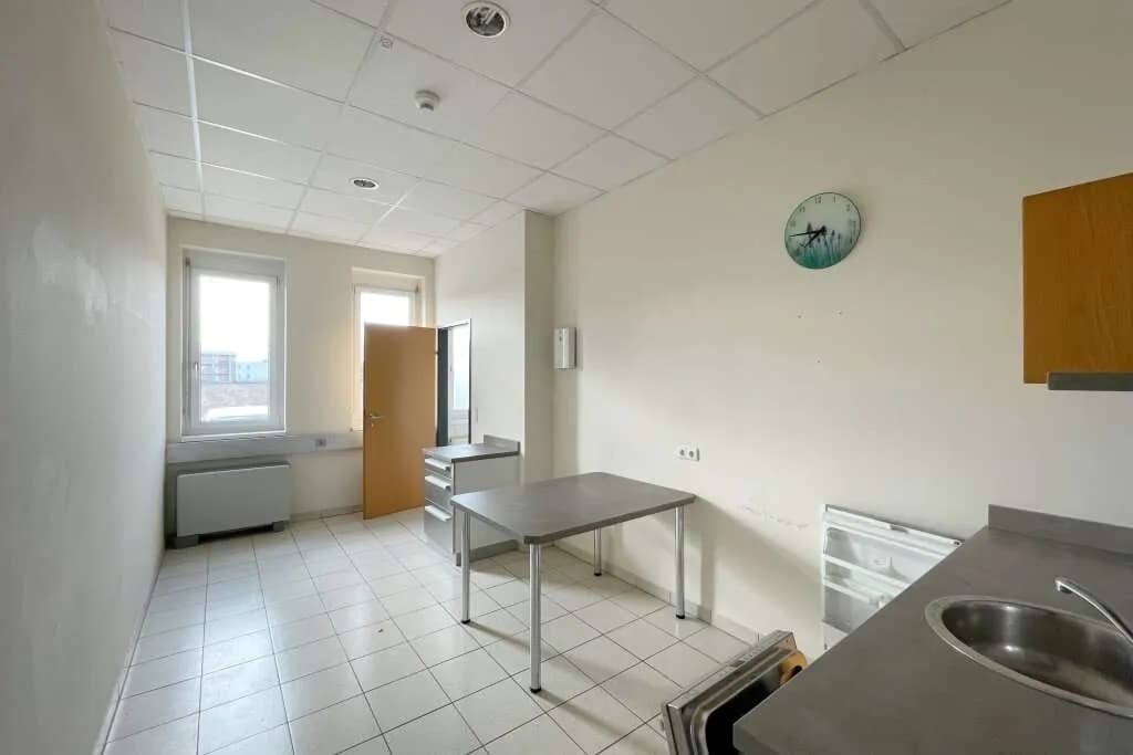 3-Zimmer-Gewerbeimmobilie mieten in Graz – 103 m², € 1.179 – Bild 10 von 13