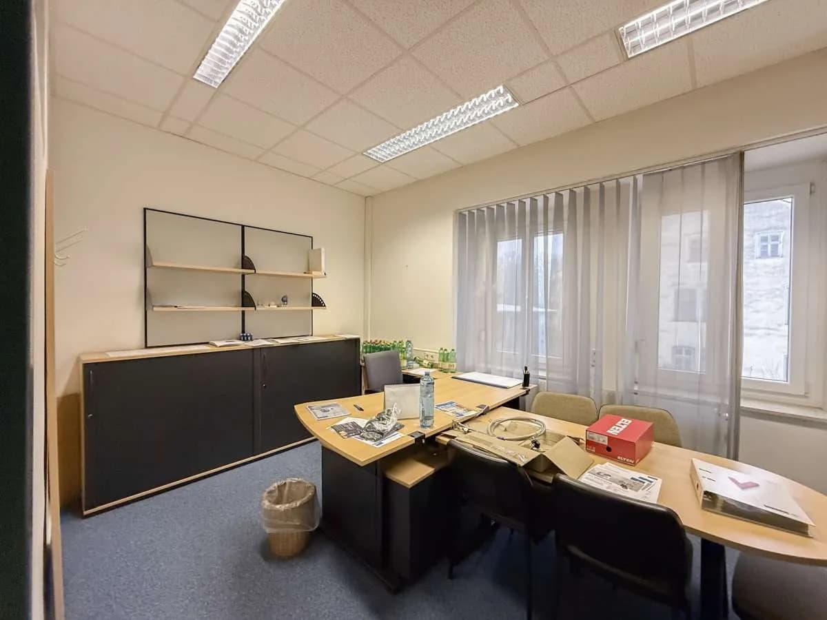 Immobilie kaufen in Wiener Neustadt Land – 2 200 m², € 1.700.000 – Bild 3 von 17