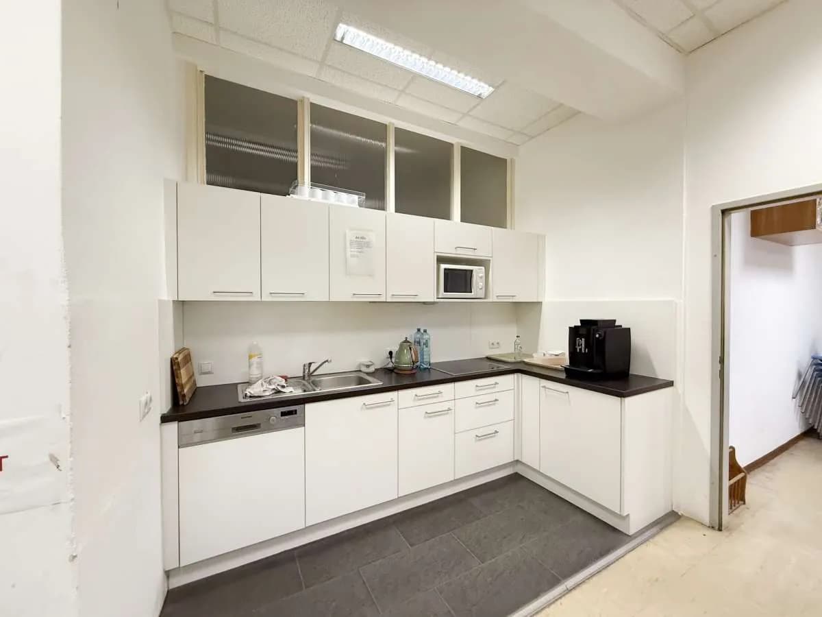 Immobilie kaufen in Wiener Neustadt Land – 2 200 m², € 1.700.000 – Bild 9 von 17