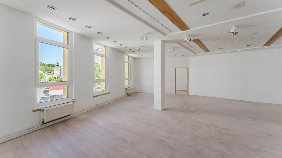 Immobilie kaufen in Vöcklabruck – 1 405 m² – Bild 10 von 20