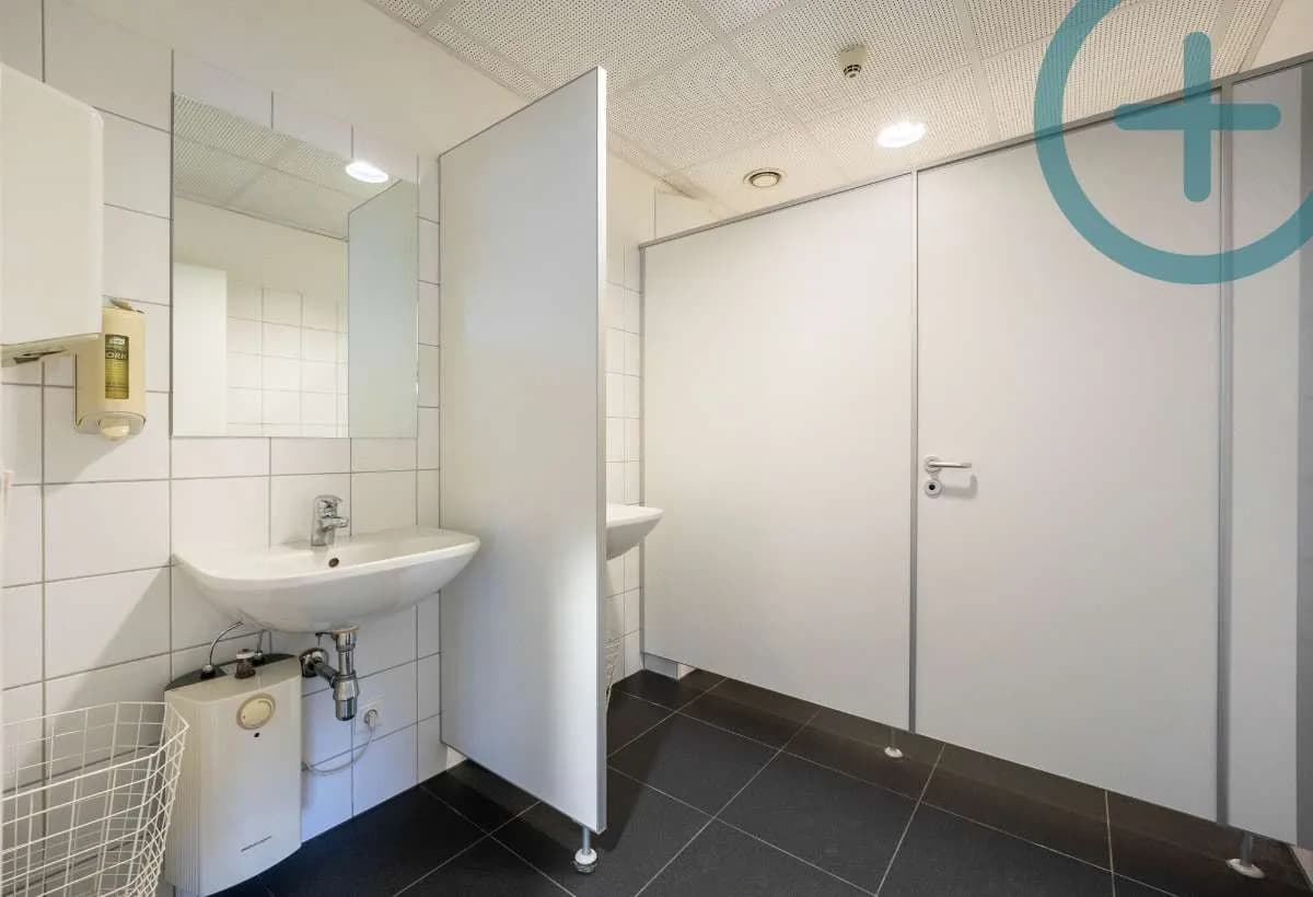 3-Zimmer-Gewerbeimmobilie mieten in Wien – 421 m², € 6.075 – Bild 9 von 13