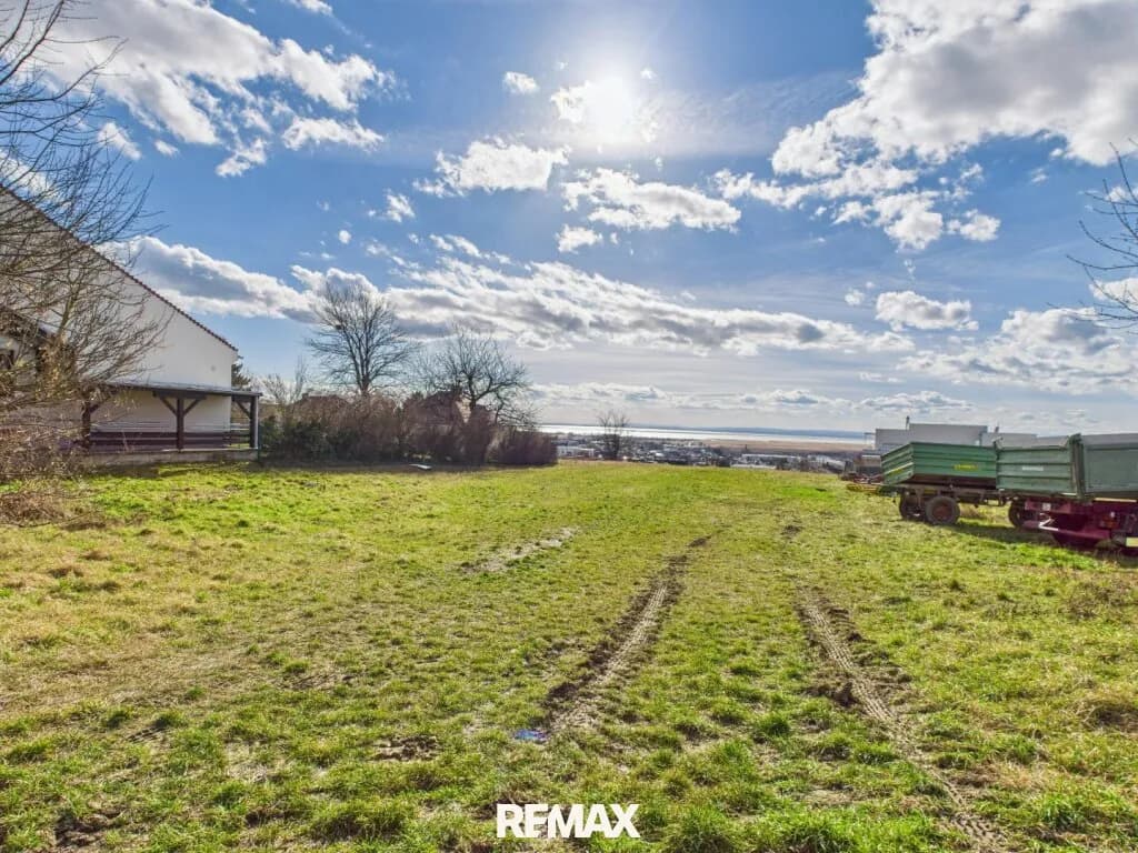 Grundstück kaufen in Neusiedl am See – 1 113 m², € 699.000