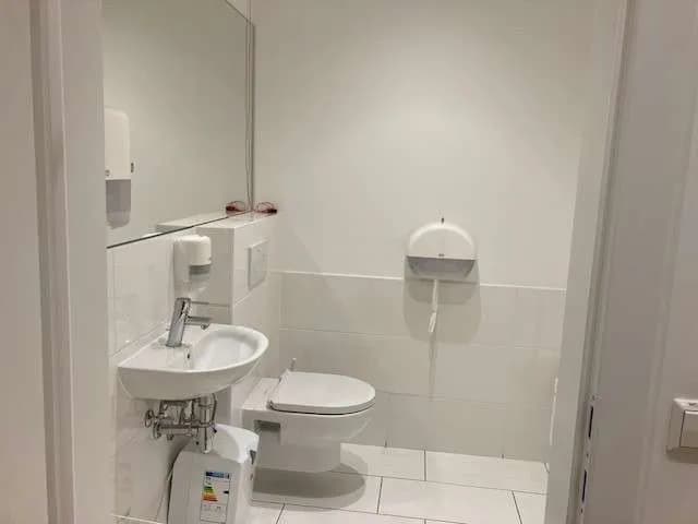 Gewerbeimmobilie mieten in Wien – 491 m², € 16 – Bild 9 von 11