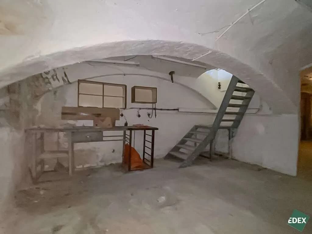 Gewerbeimmobilie kaufen in Wien – 120 m², € 219.000 – Bild 2 von 15