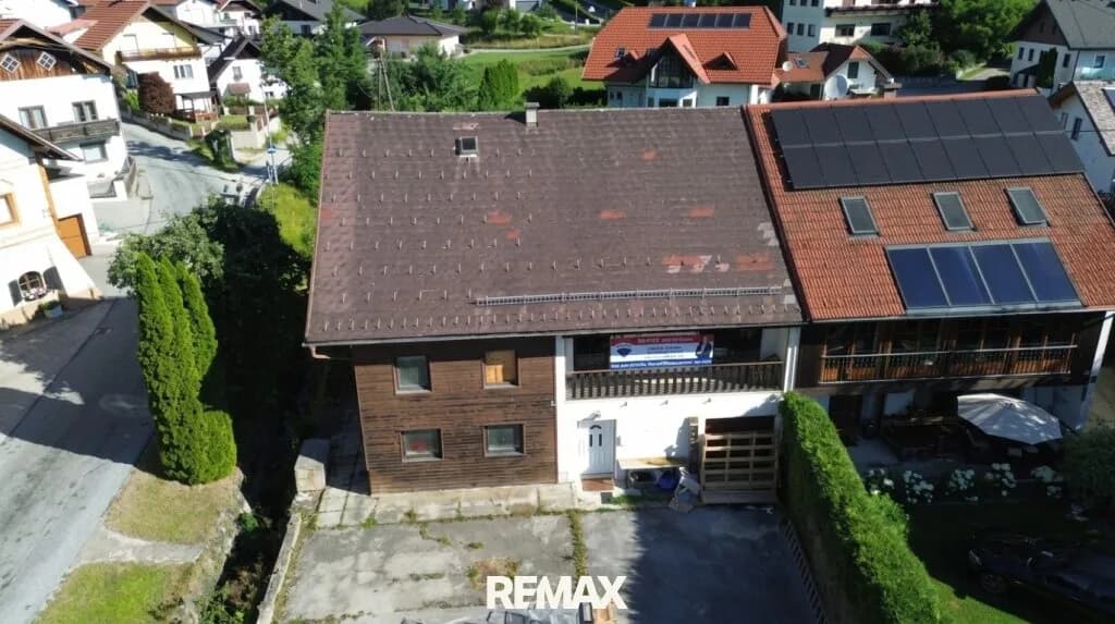 Haus kaufen in Vöcklabruck – 915 m², € 360.000 – Bild 2 von 19